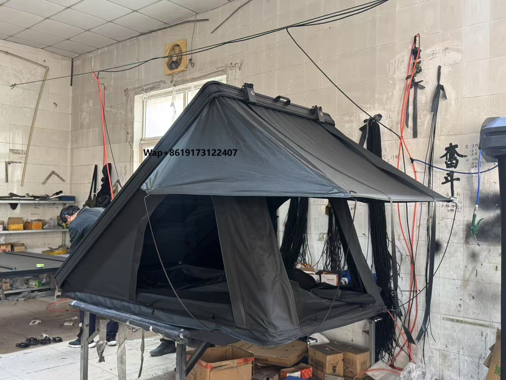 工場カスタム屋外キャンプ用ルーフトップテント SUV・バン用 - Outdoor Camping Van Tent のレビューと価格